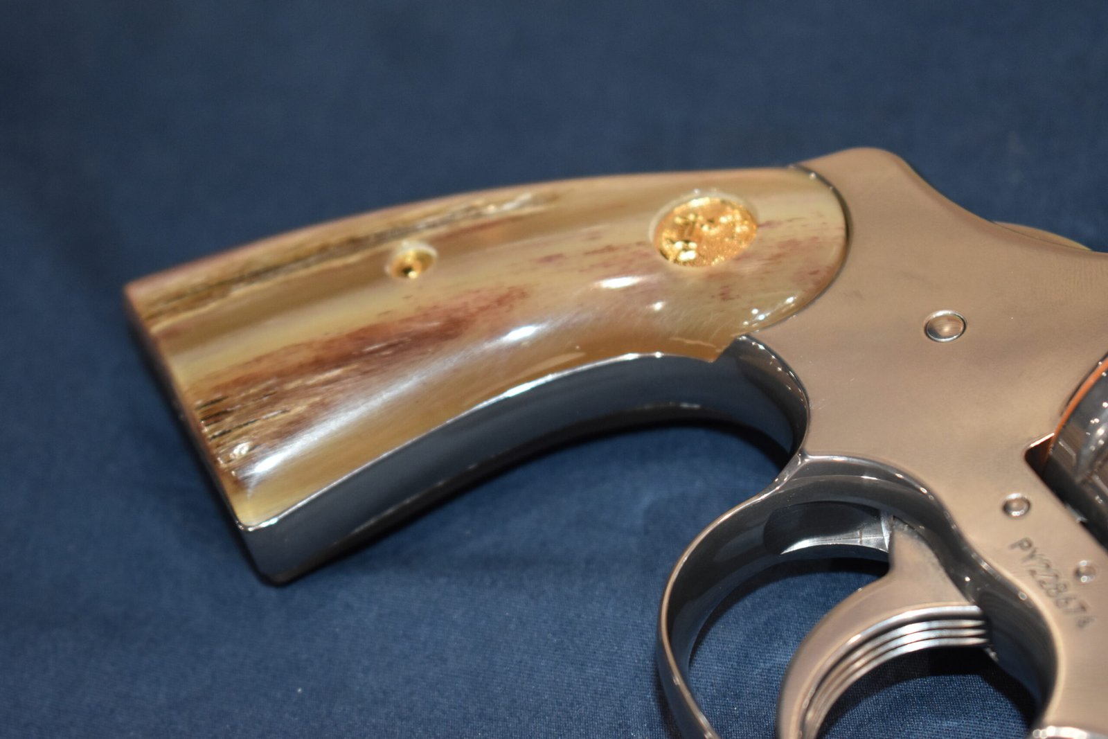 COLT PYTHON AFRICAN KUDU HORN GRIPS CPAK1 - Image 12