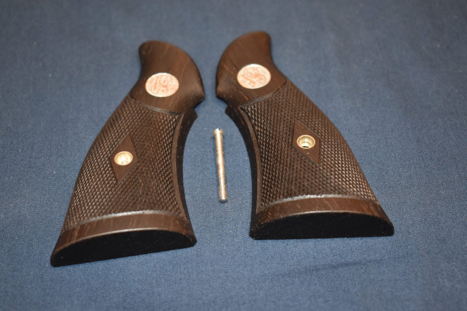KEITH BROWN CUSTOM SMITH & WESSON N FRAME MAGNA GRIPS KBPWNM1 - Image 3