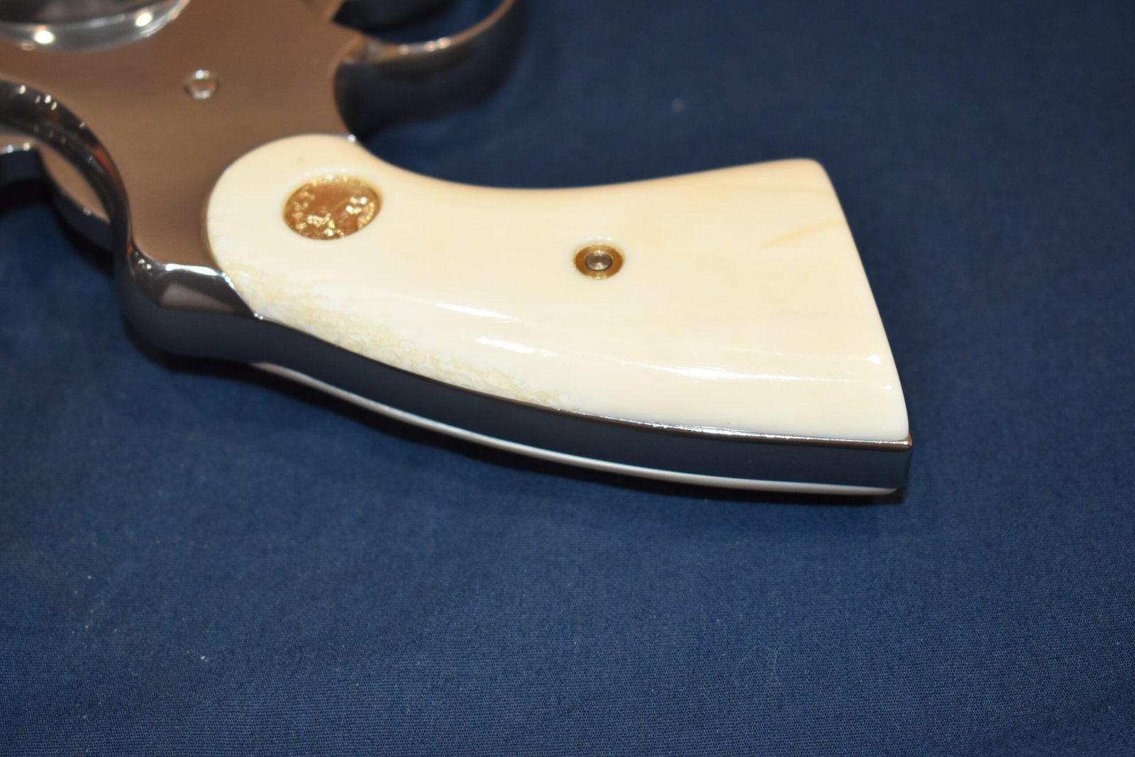 COLT PYTHON FOSSILIZED WALRUS IVORYCPWI5 - Image 7