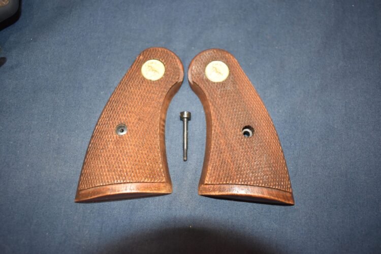 COLT PYTHON FACTORY SERVICE GRIPS CPFS1