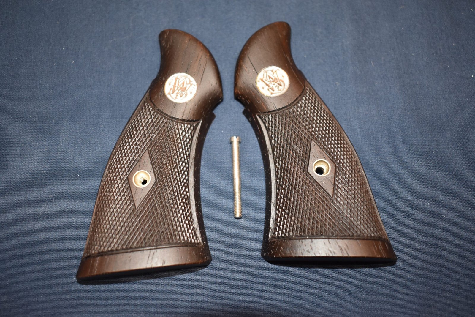 KEITH BROWN CUSTOM SMITH & WESSON N FRAME MAGNA GRIPS KBPWNM1