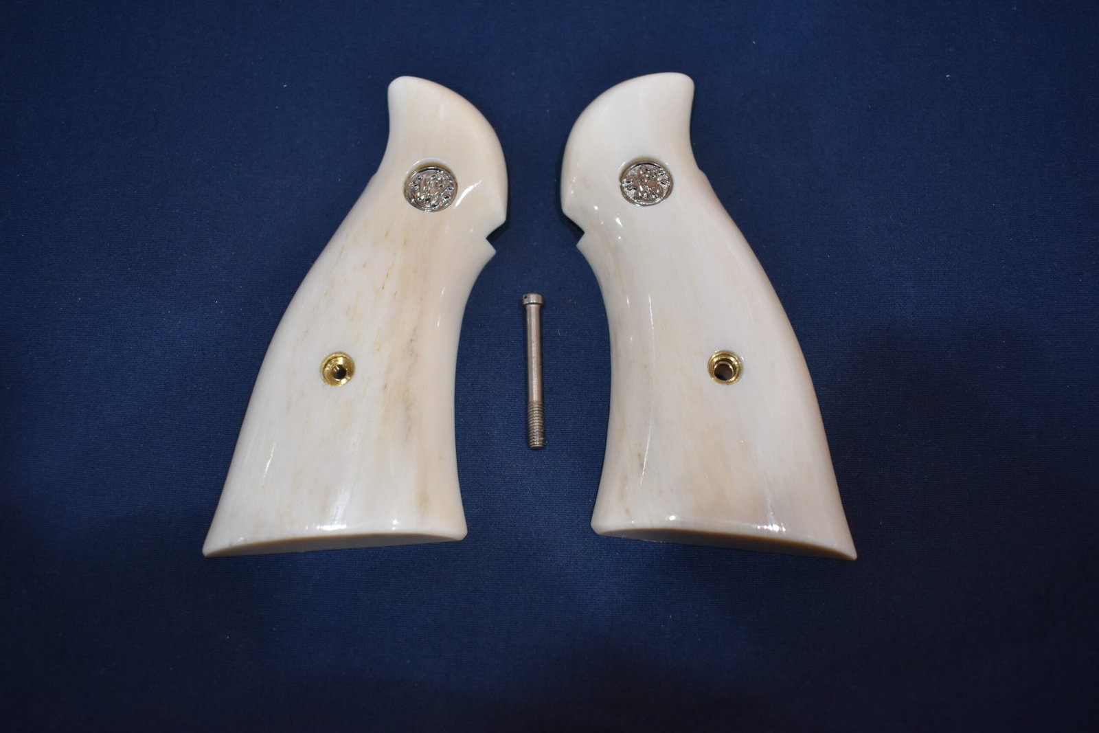 SMITH & WESSON N FRAME PREMIUM GRADE GIRAFFE BONE GRIPS SWNGB20