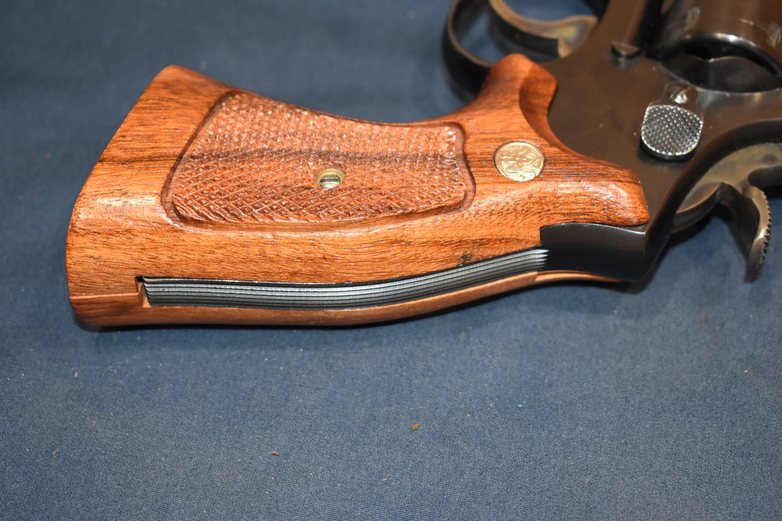 SMITH & WESSON FACTORY K FRAME TARGET GRIPS KCT33 - Image 6