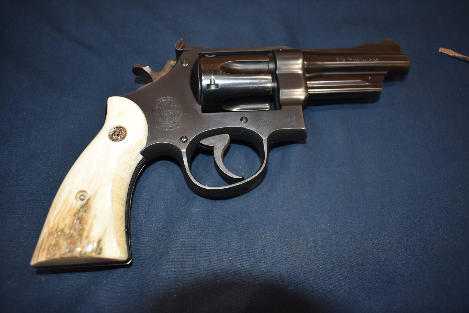 SMITH & WESSON N FRAME MAMMOTH IVORY GRIPS NMI7 - Image 8