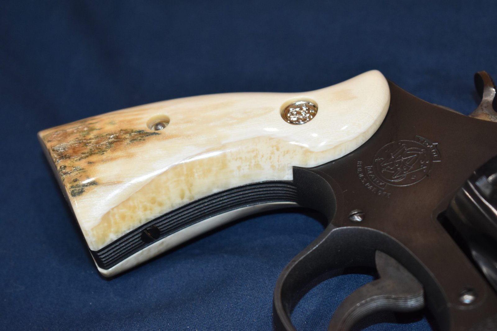 SMITH & WESSON N FRAME MAMMOTH IVORY GRIPS NMI7 - Image 11