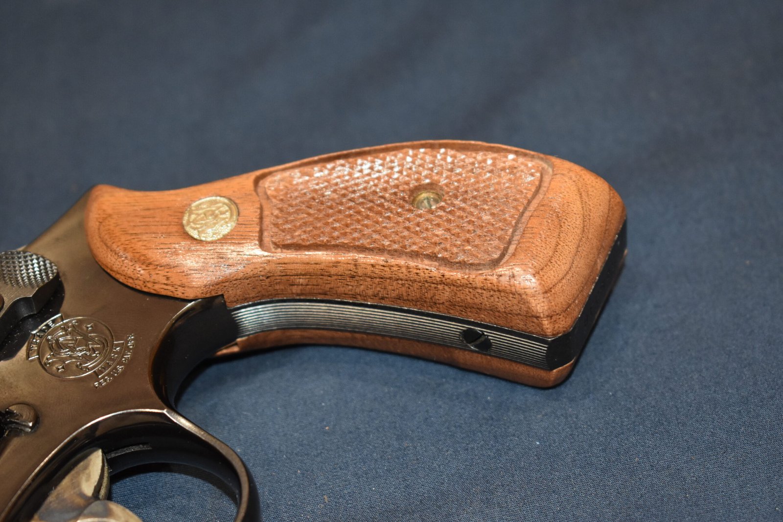 SMITH & WESSON K FRAME NOS SQUARE BUTT FACTORY MAGNA GRIPS KRBM17 - Image 14
