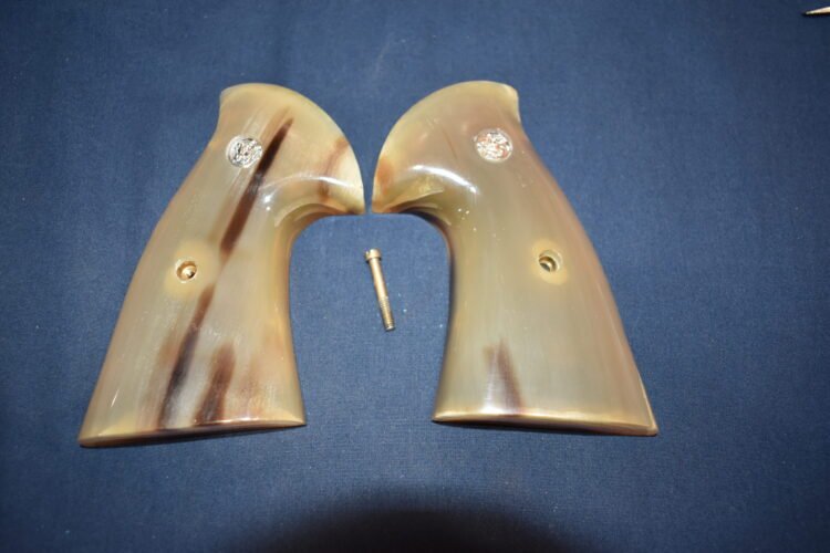 SMITH & WESSON N FRAME WATER BUFFALO HORN TARGET GRIPS SWNTWBH1
