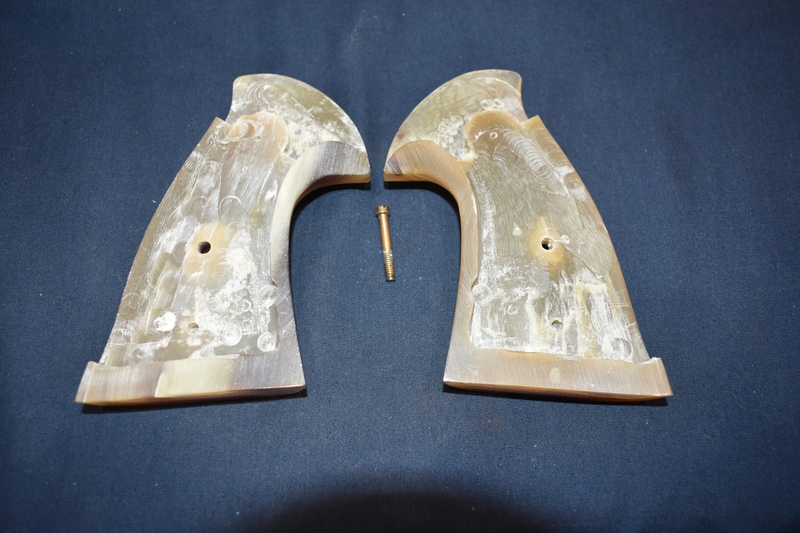 SMITH & WESSON N FRAME WATER BUFFALO HORN TARGET GRIPS SWNTWBH1 - Image 4