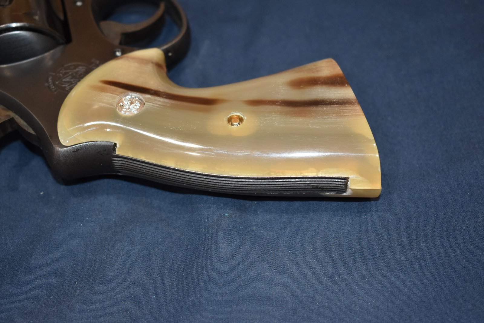 SMITH & WESSON N FRAME WATER BUFFALO HORN TARGET GRIPS SWNTWBH1 - Image 7