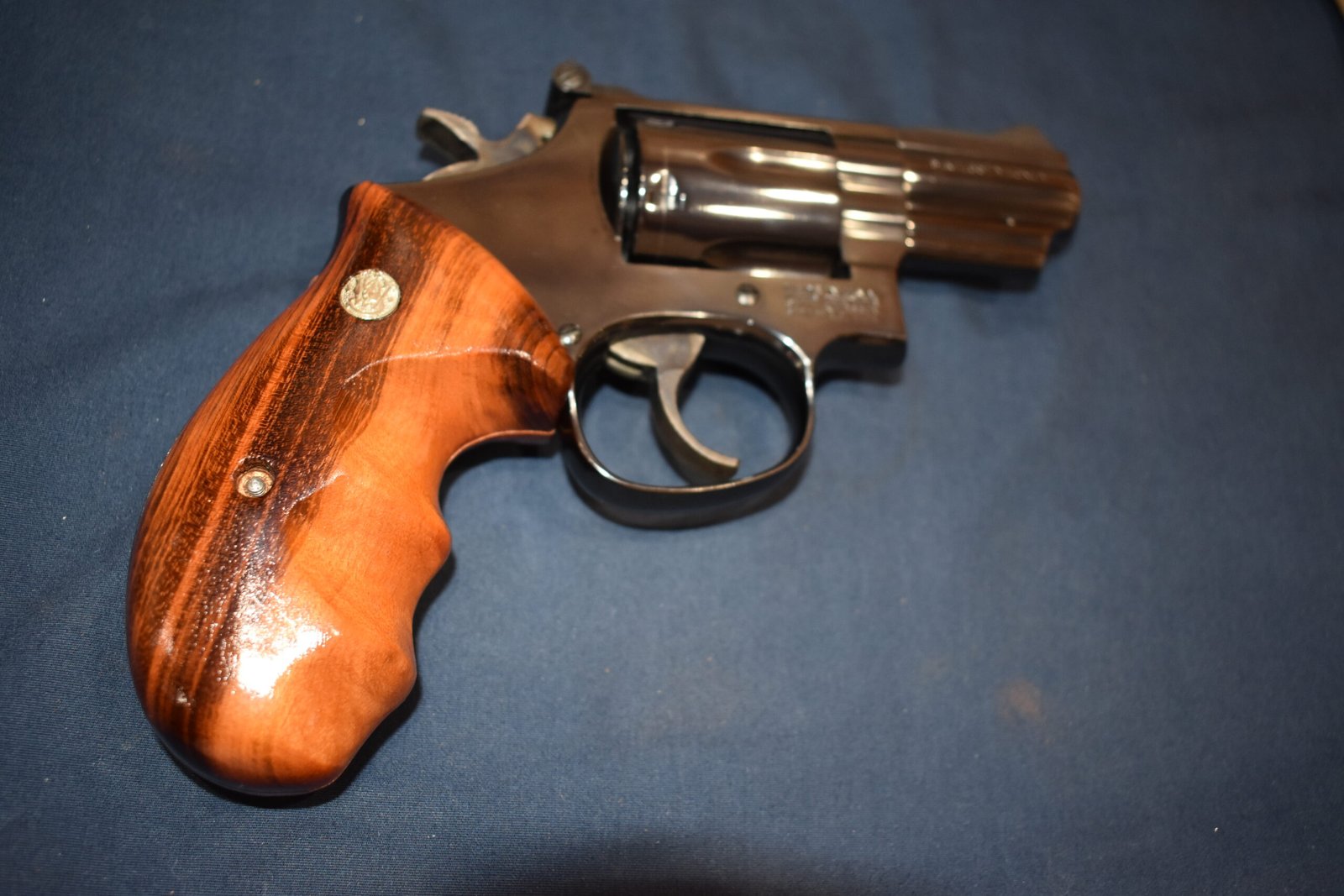 SMITH & WESSON K FRAME FACTORY ROUND BUTT COMBAT GRIPS KRBC12 - Image 8