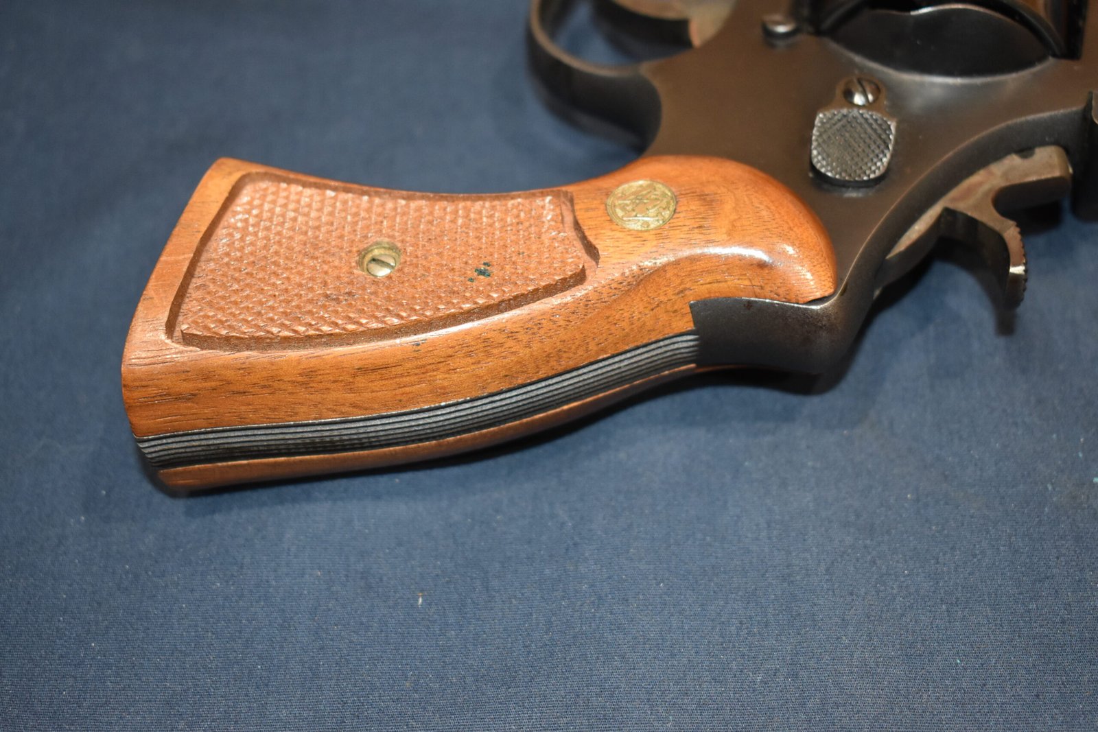 SMITH & WESSON N FRAME MAGNA GRIPS SWNM16 - Image 6