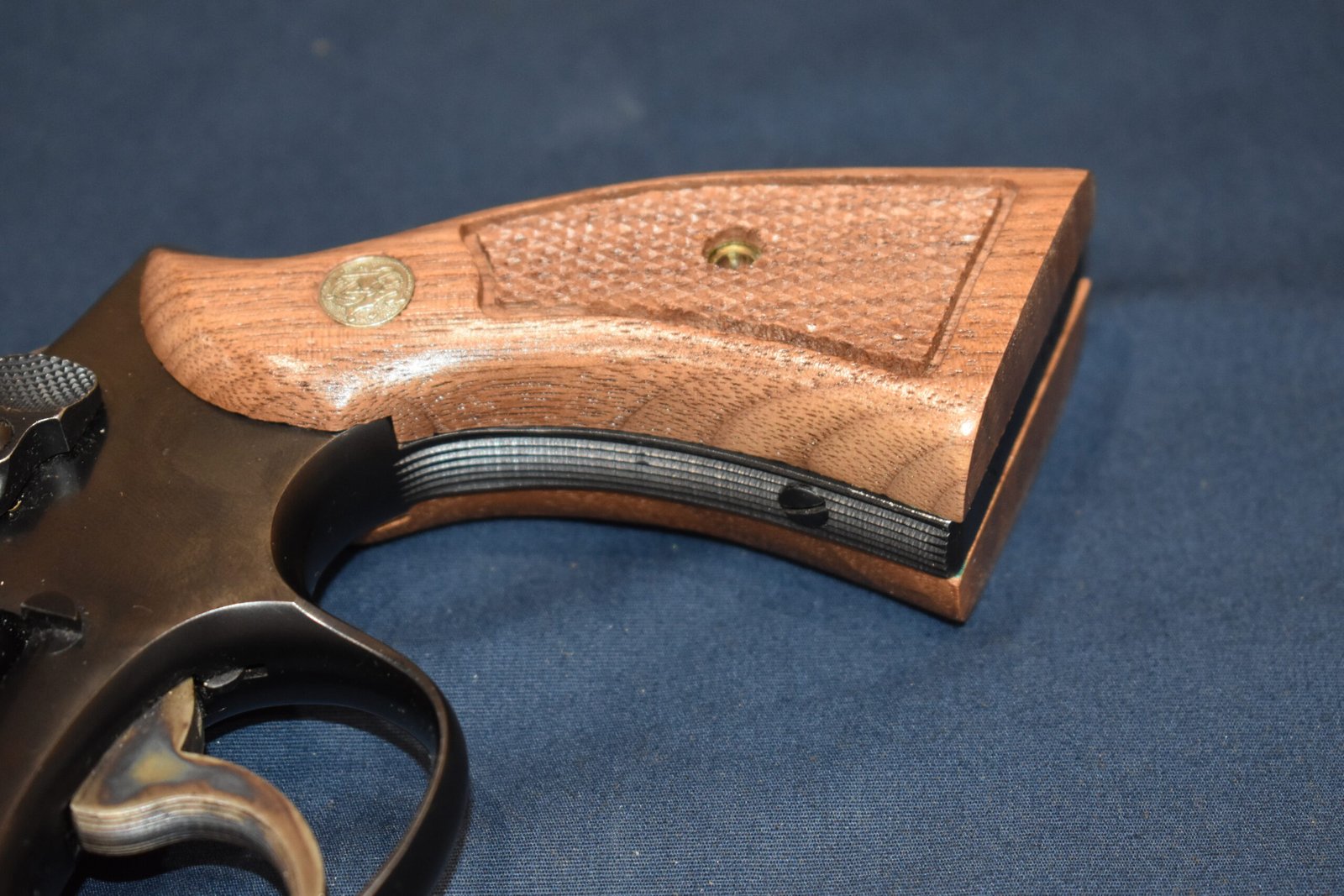 SMITH & WESSON K FRAME SQUARE BUTT MAGNA GRIPS KSQM16 - Image 13