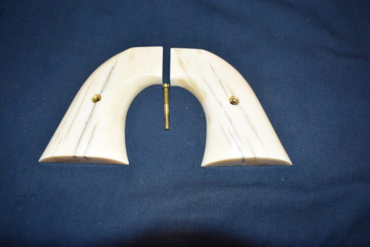 COLT SINGLE ACTION ARMY (S.A.A.) PREMIUM GRADE GIRAFFE BONE GRIPS SAAGB11