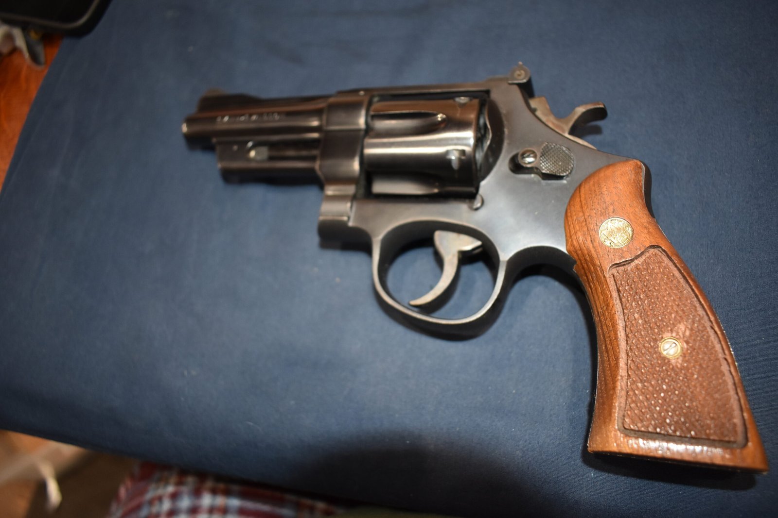 SMITH & WESSON N FRAME MAGNA GRIPS SWNM17 - Image 5