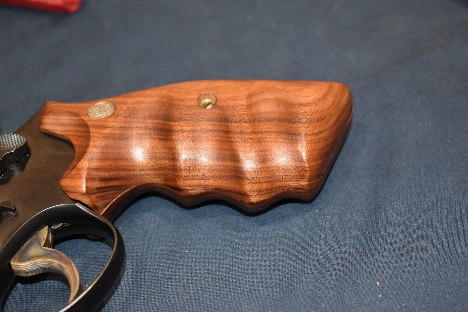 SMITH & WESSON K FRAME SQUARE BUTT FACTORY COMBAT GRIPS KSQC14 - Image 13