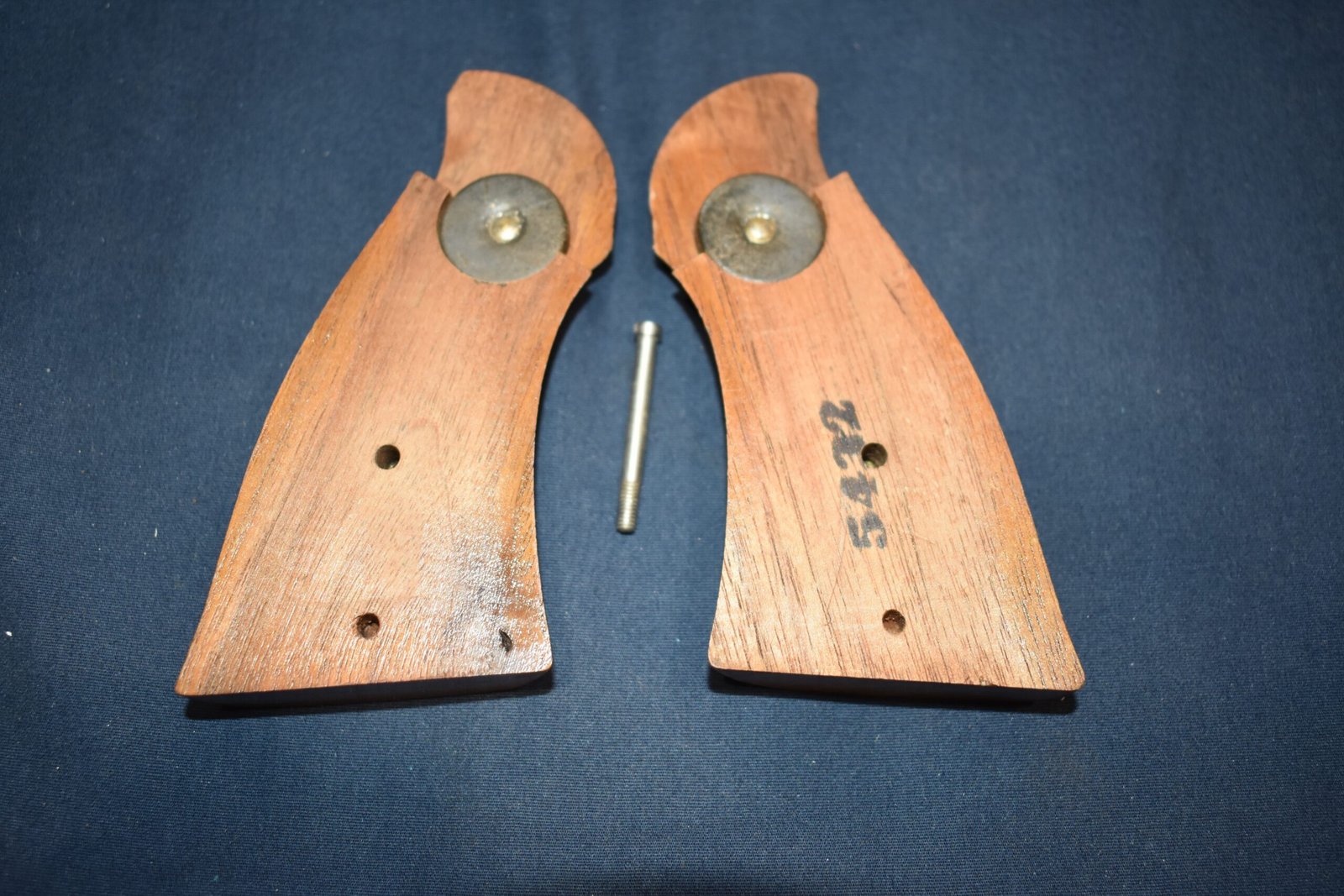 SMITH & WESSON N FRAME MAGNA GRIPS SWNM16 - Image 4