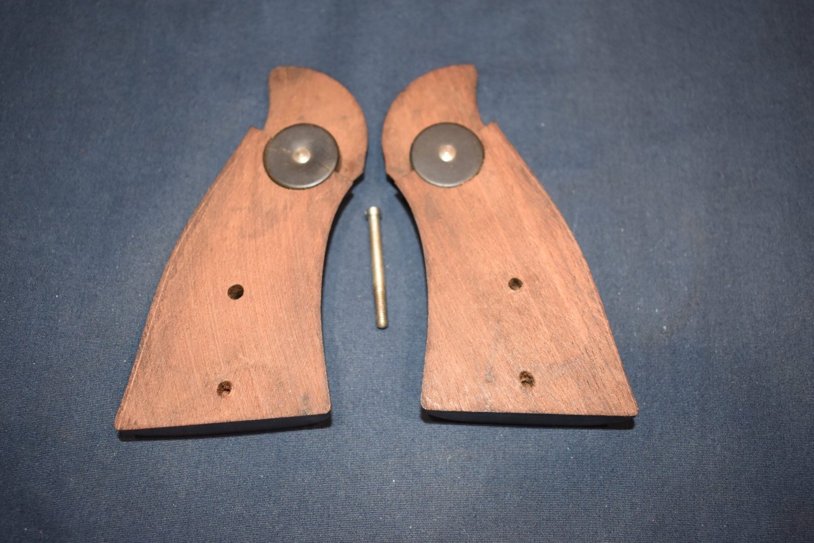 SMITH & WESSON N FRAME DIAMOND MAGNA GRIPS NDM19 - Image 4