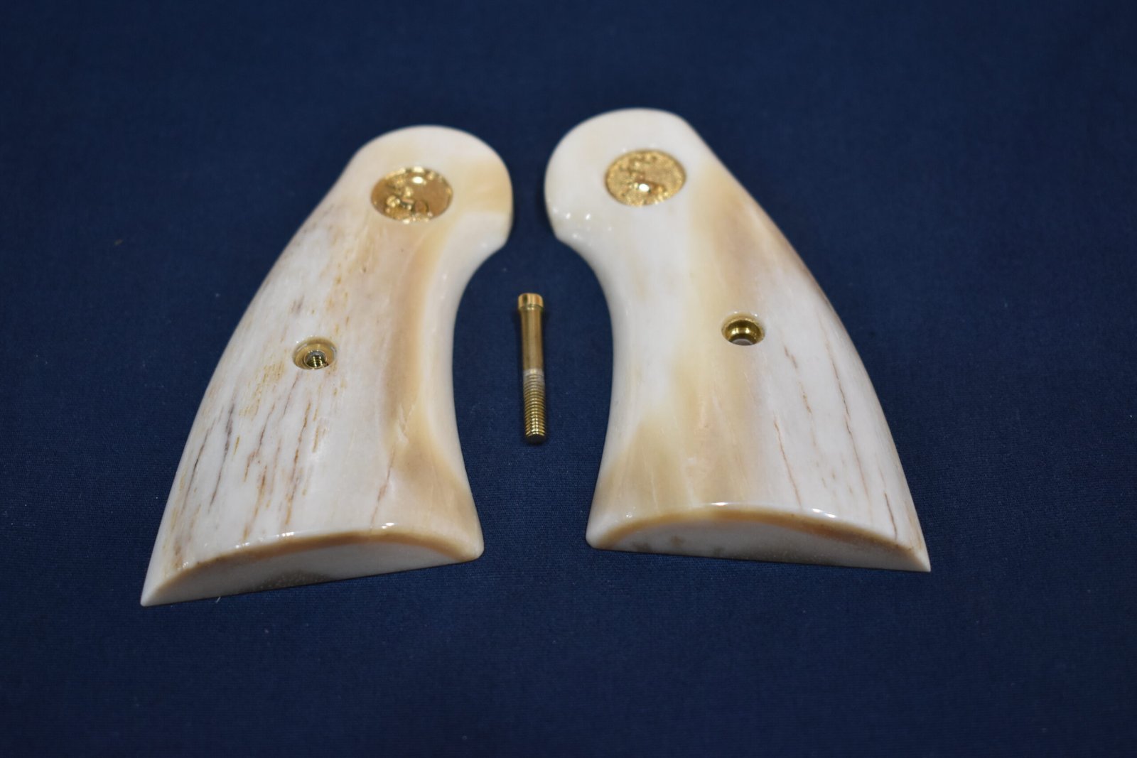 COLT PYTHON PREMIUM GRADE GIRAFFE BONE GRIPS CPGB30 - Image 3