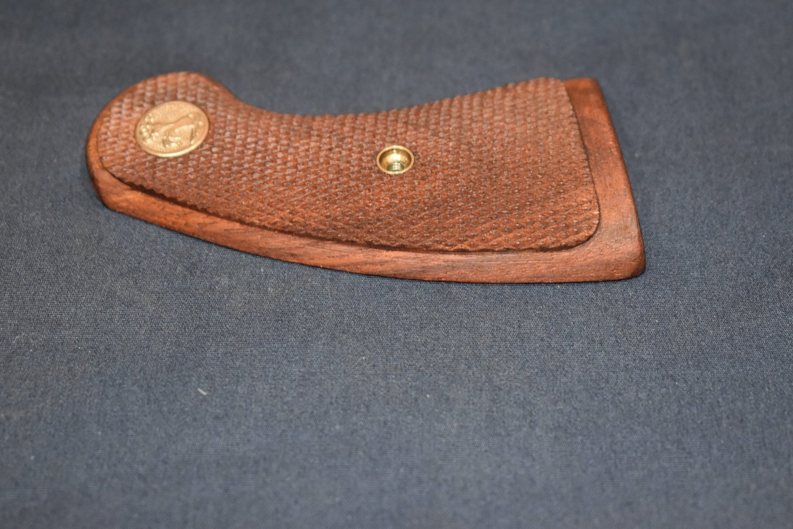 COLT FACTORY SHOOTING MASTER WOOD GRIPS CSMFW1 - Image 8