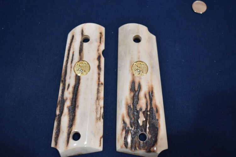 COLT 1911 SAMBAR STAG GRIPS 1911SS51