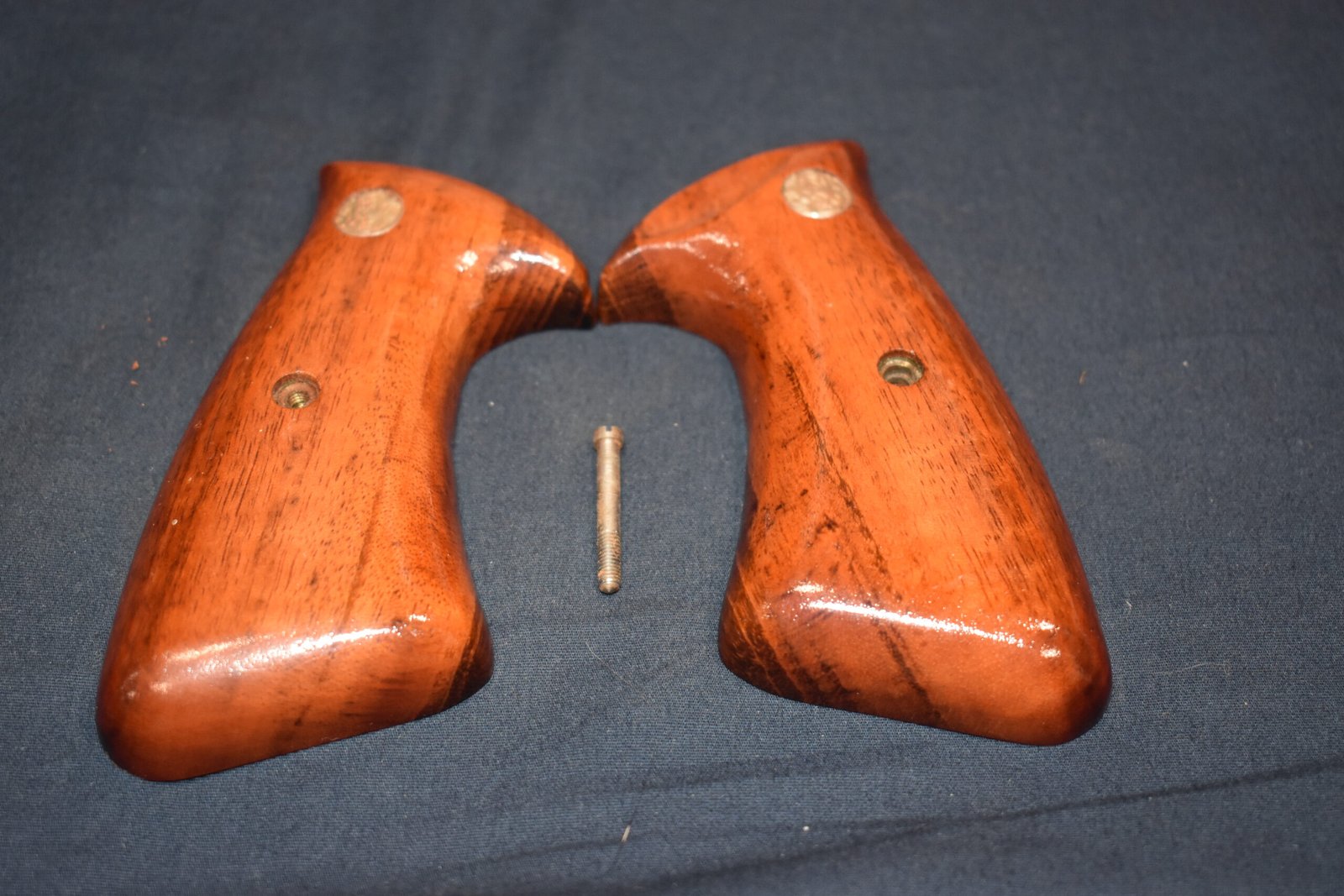 SMITH & WESSON J FRAME TARGET GRIP JT36 - Image 3