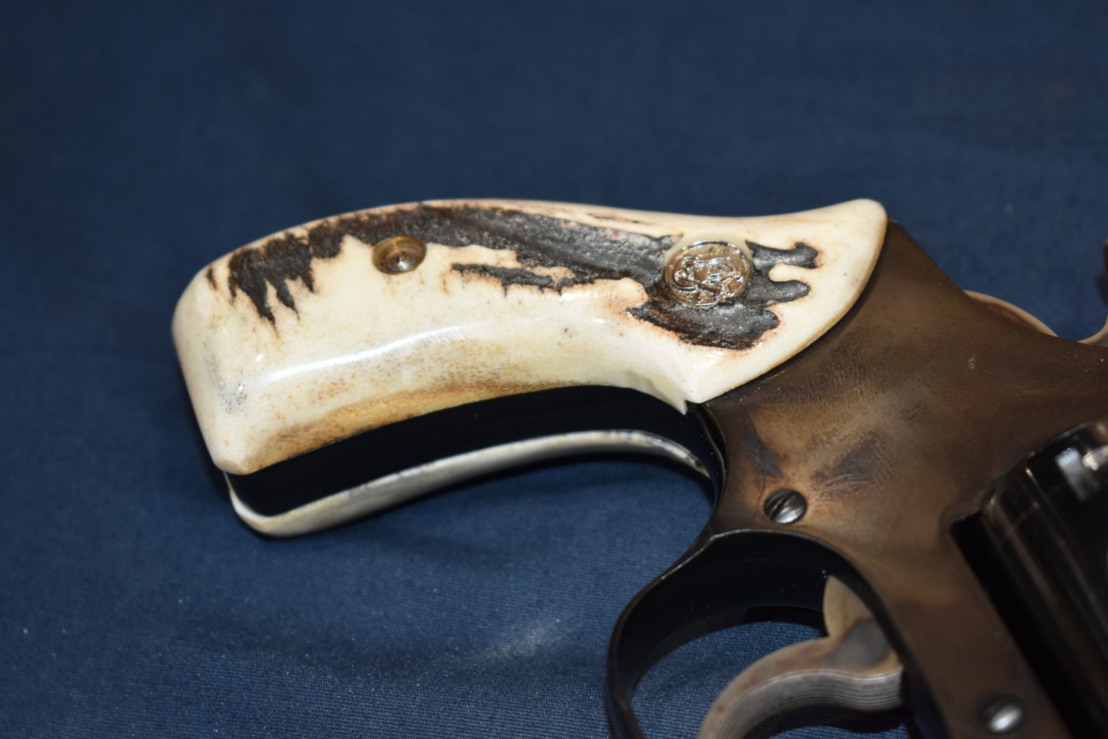 SMITH & WESSON J FRAME ROUND BUTT VINTAGE SAMBAR STAG GRIPS JRBS18 - Image 12
