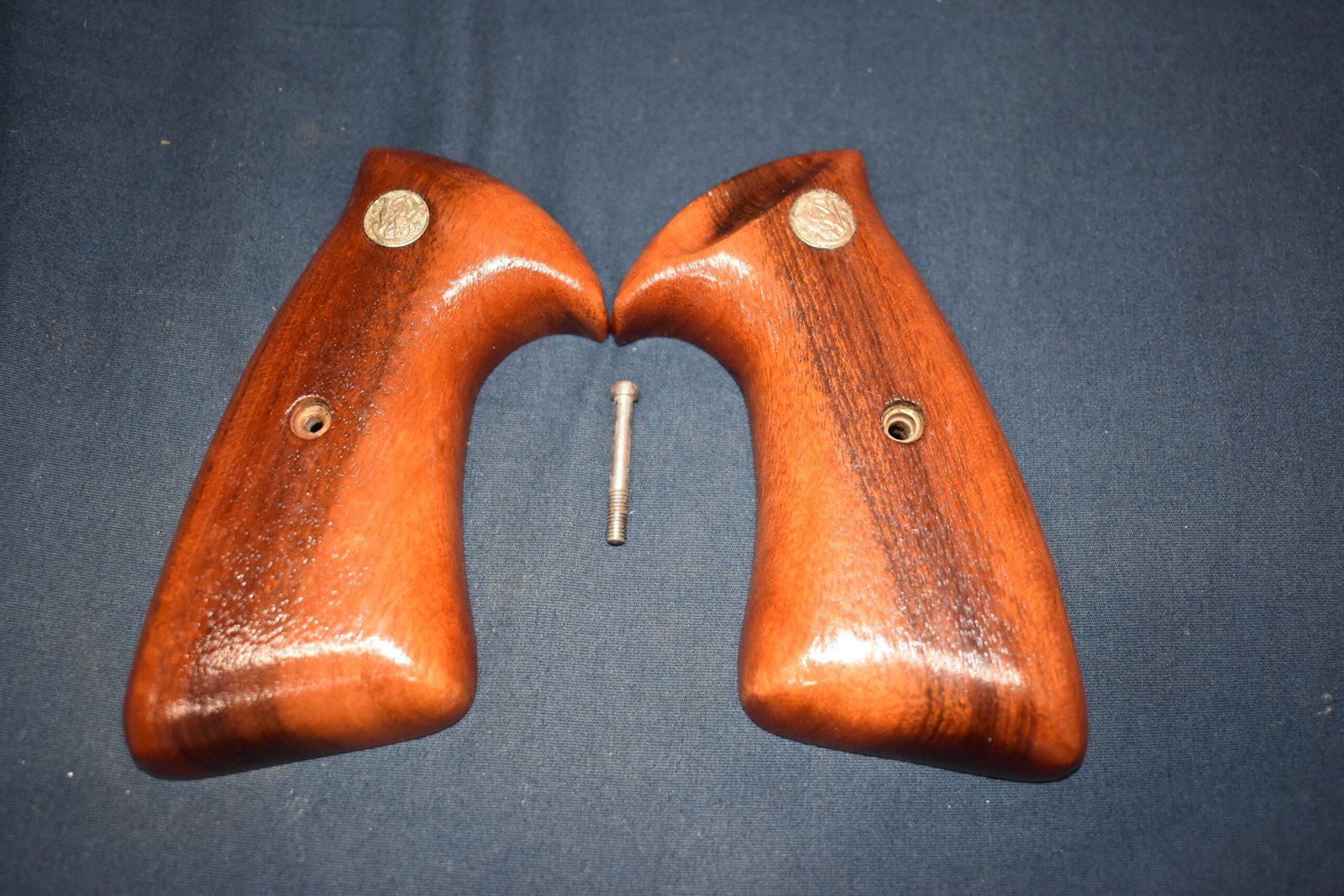 SMITH & WESSON J FRAME TARGET GRIP JT38