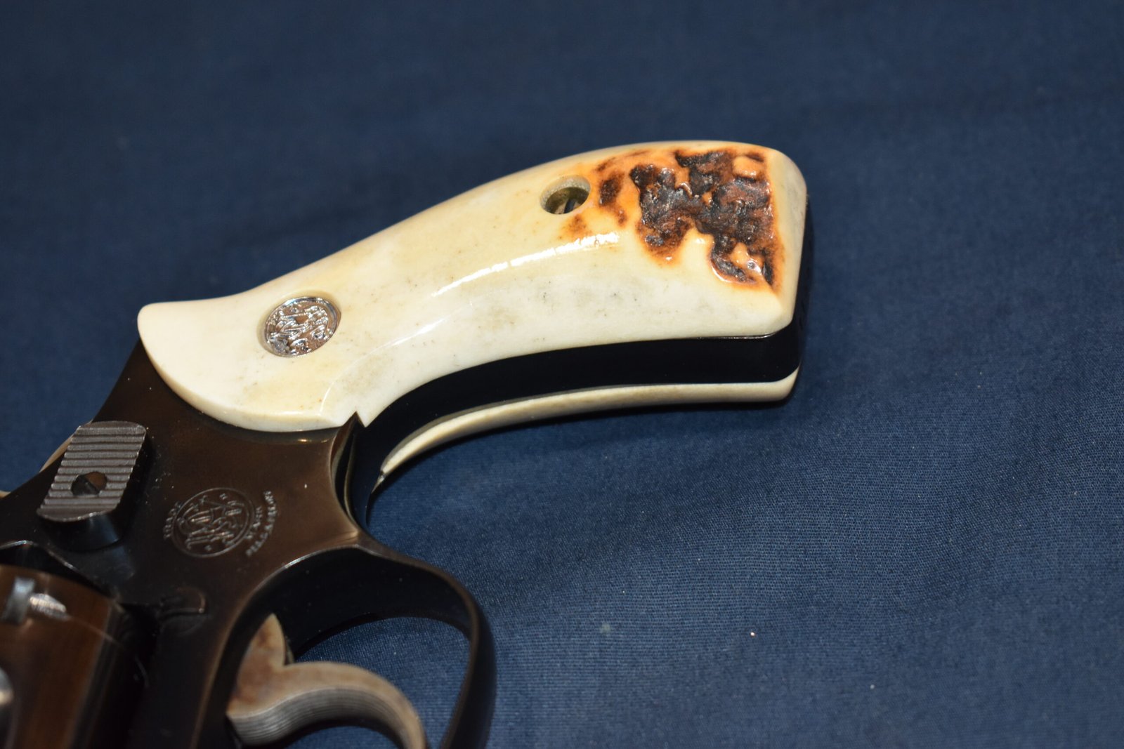 SMITH & WESSON J FRAME ROUND BUTT VINTAGE SAMBAR STAG GRIPS JRBS19 - Image 13
