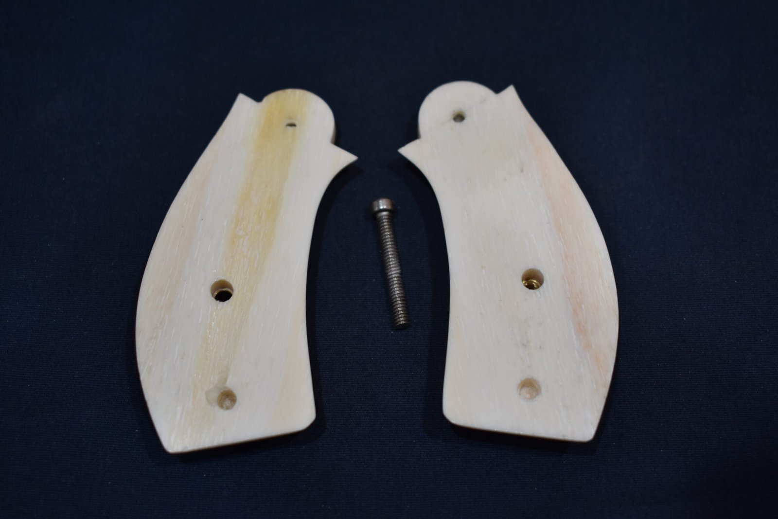 SMITH & WESSON J FRAME PREMIUM GRADE GIRAFFE BONE GRIPS JRBGB23 - Image 4