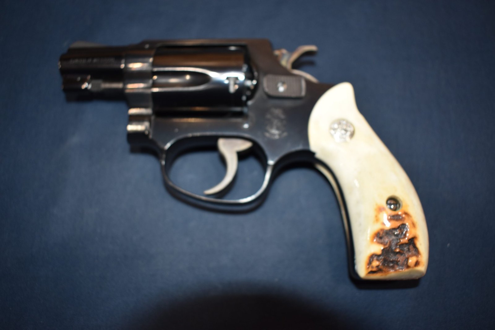 SMITH & WESSON J FRAME ROUND BUTT VINTAGE SAMBAR STAG GRIPS JRBS19 - Image 5